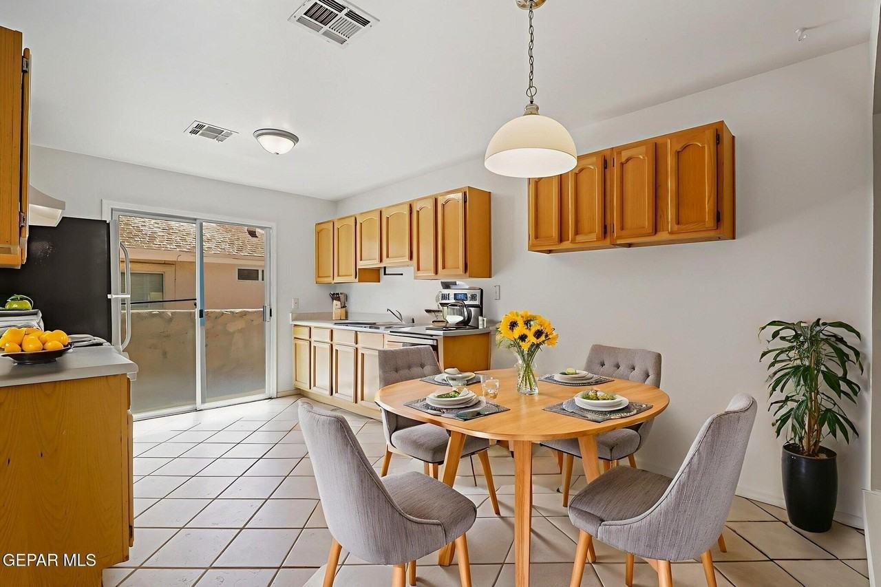 12504 Jon Evans Dr - Photo 5 of 19