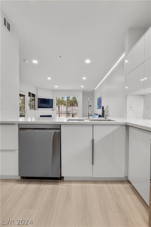 7107 S Durango Dr #203 - Photo 6 of 47