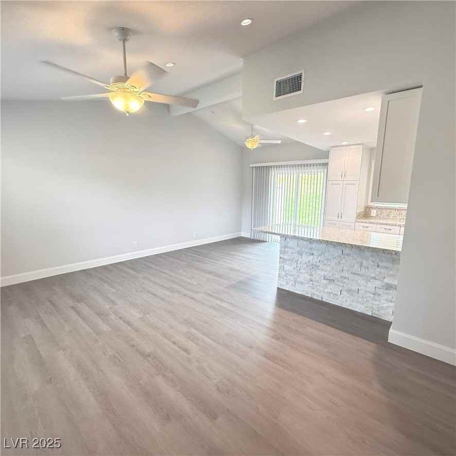 508 Woodcrest Ct - Photo 7 of 44