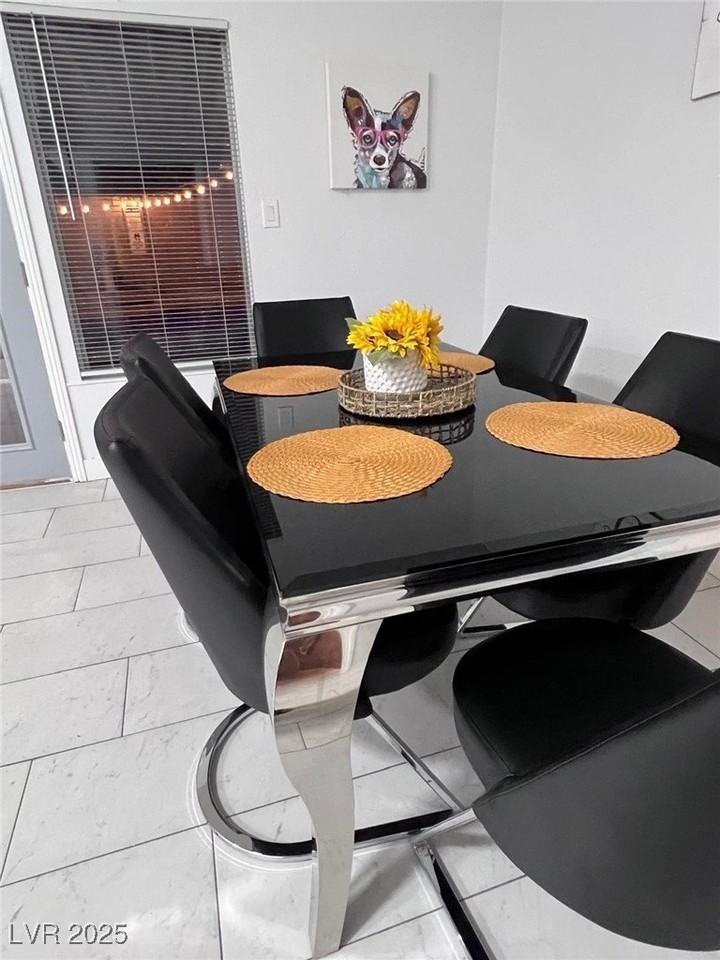 5415 Oxbow St - Photo 7 of 20