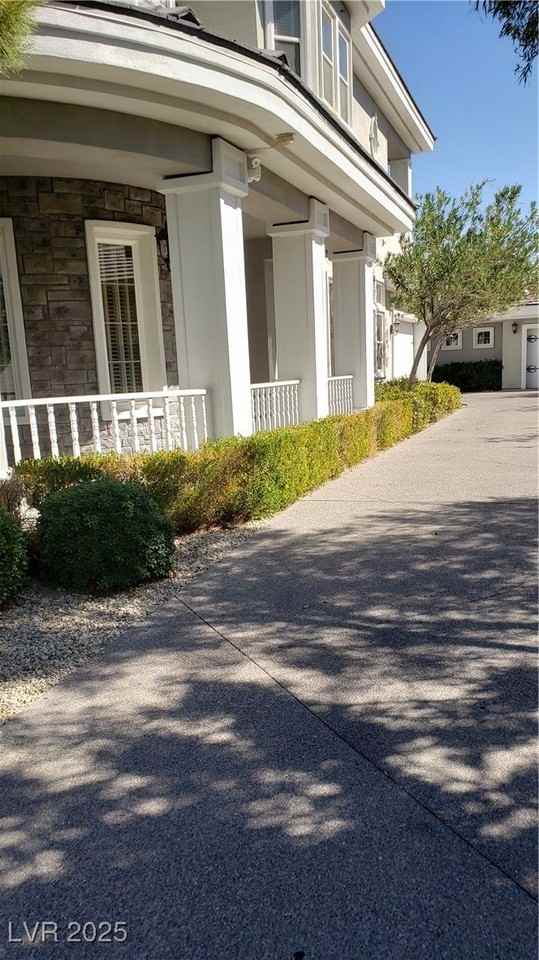 3030 American River Ln - Photo 3 of 36