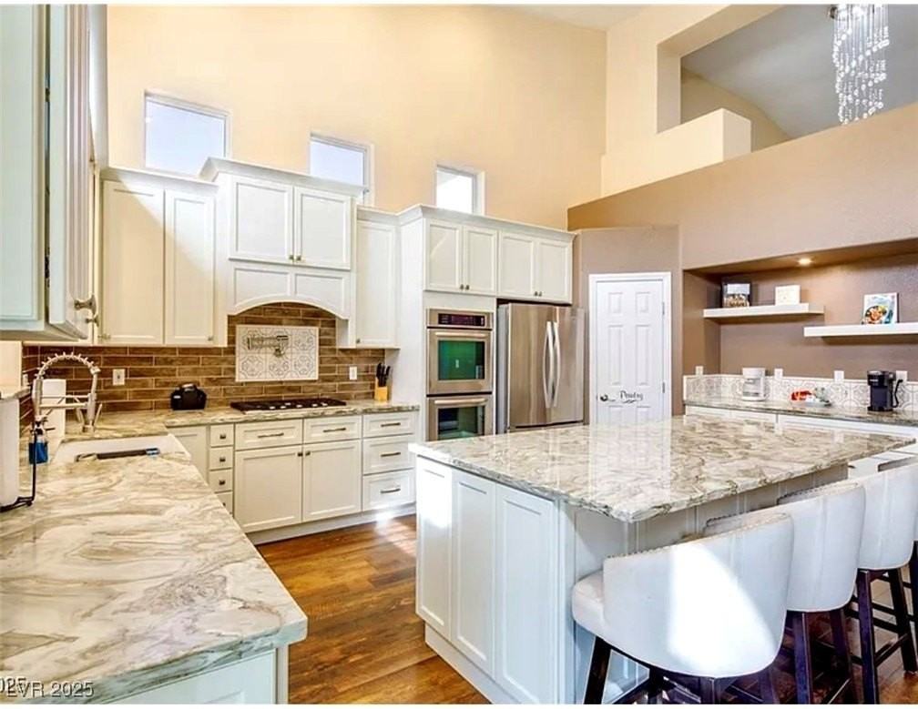 7469 Thornsby Ct - Photo 4 of 27