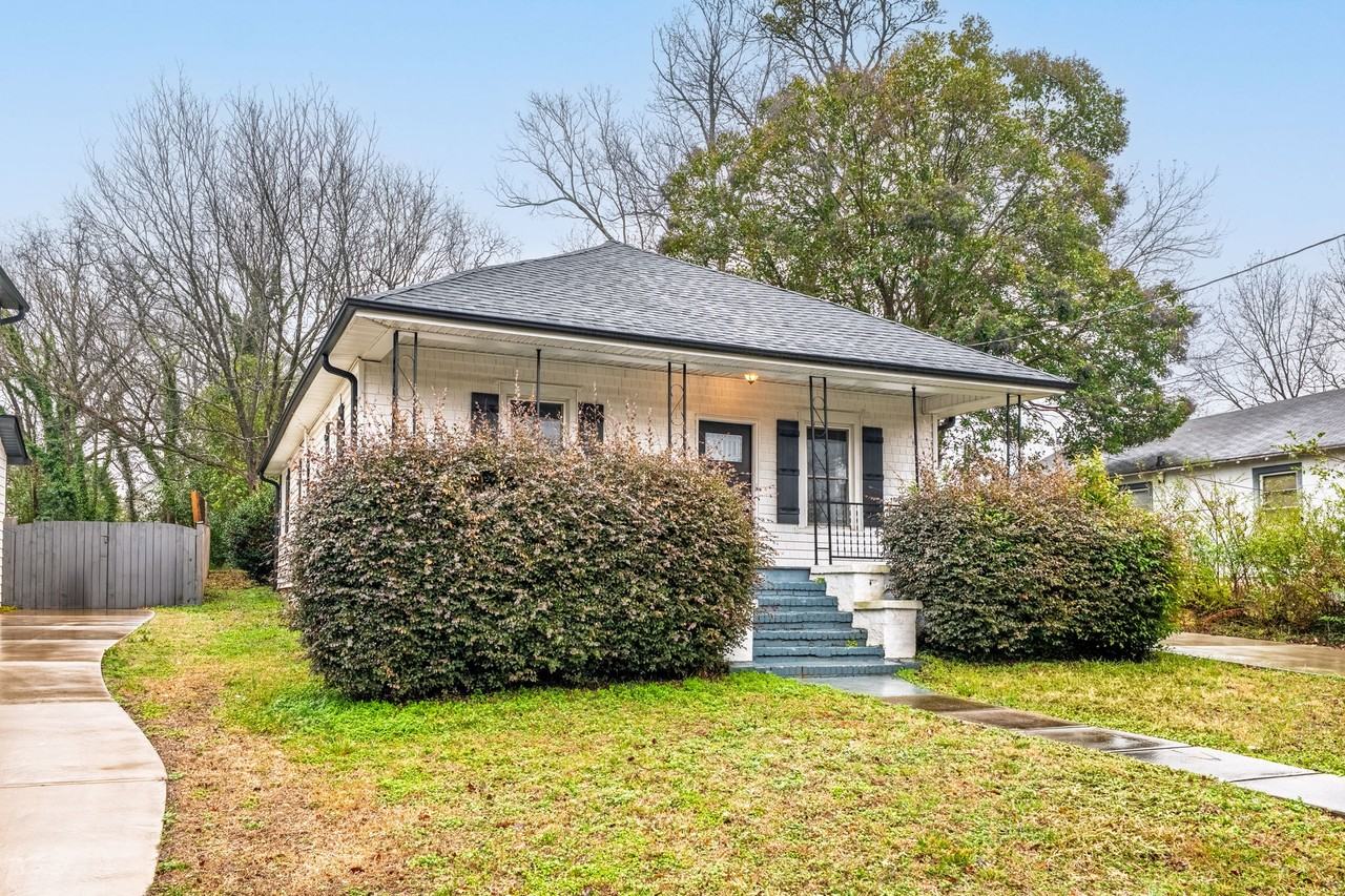 306 Sacco St #1 - Photo 2 of 32