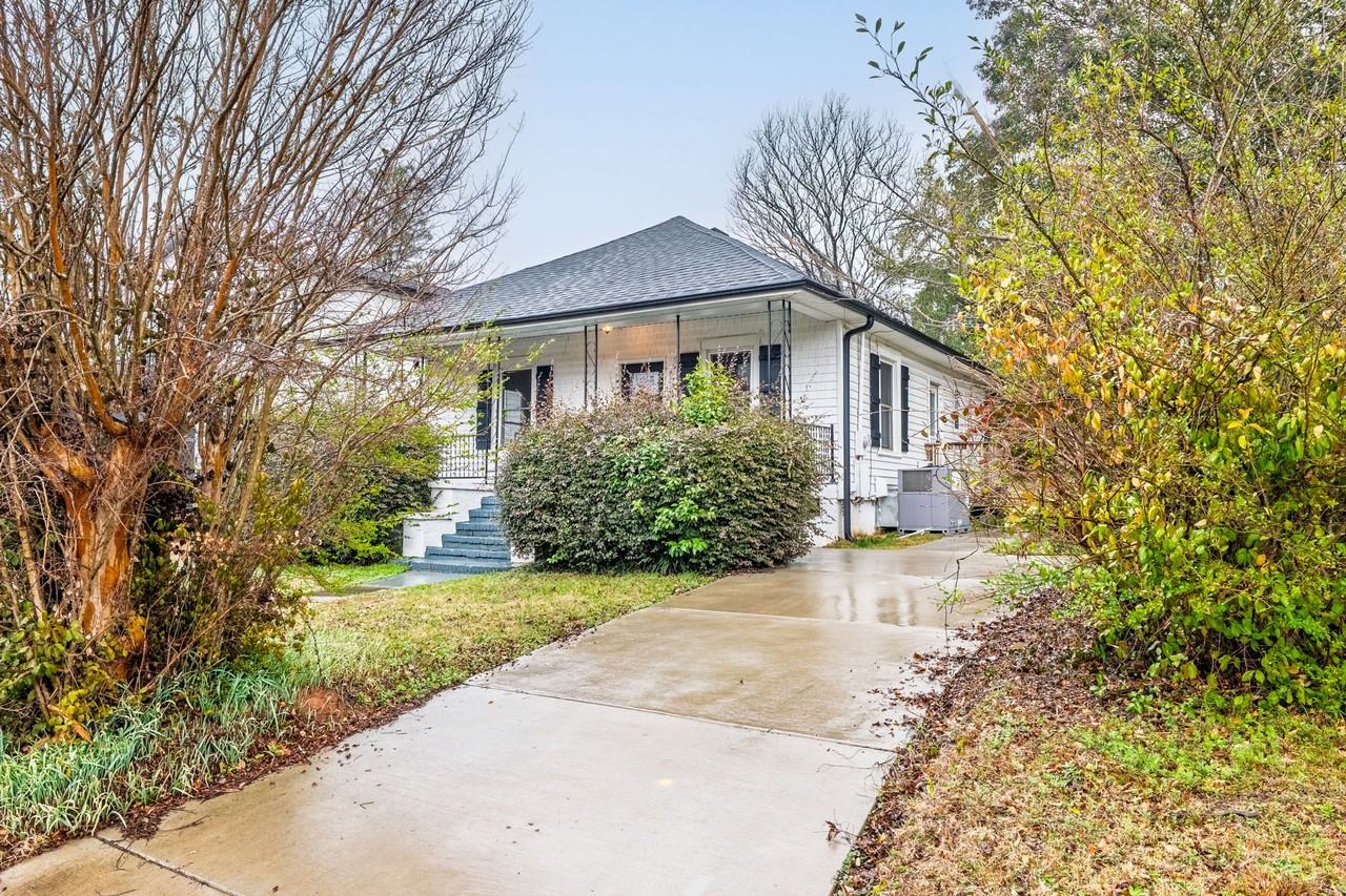 306 Sacco St #1 - Photo 3 of 32