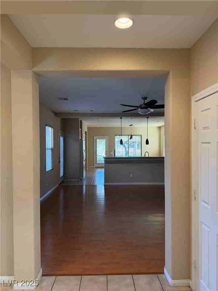 10336 Miners Gulch Ave - Photo 2 of 36