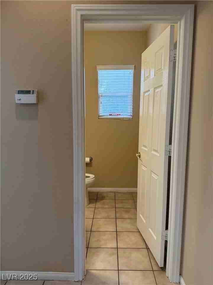 10336 Miners Gulch Ave - Photo 3 of 36