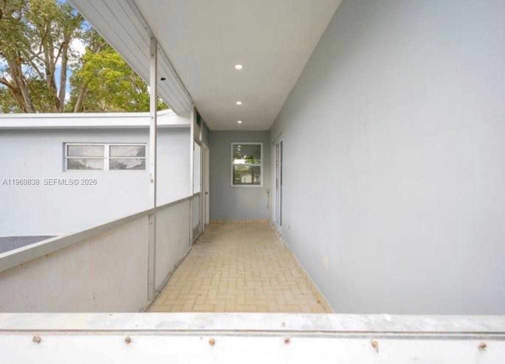 N Golf Dr - Photo 5 of 8