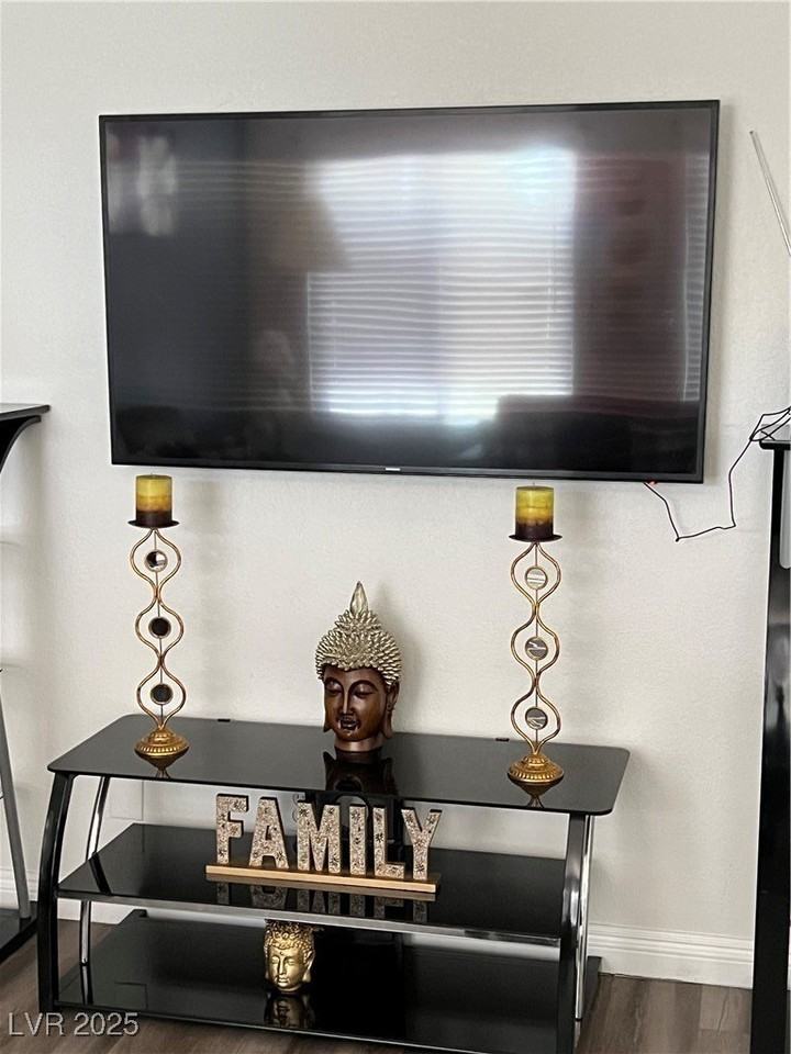 3835 Chutney St - Photo 3 of 27