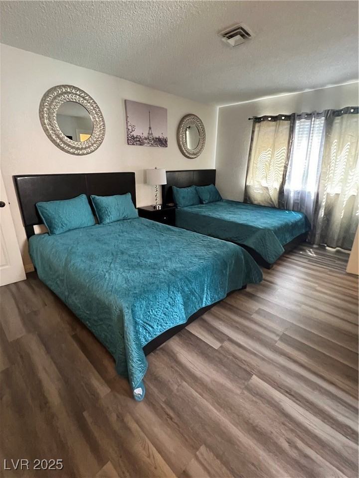 3835 Chutney St - Photo 4 of 27