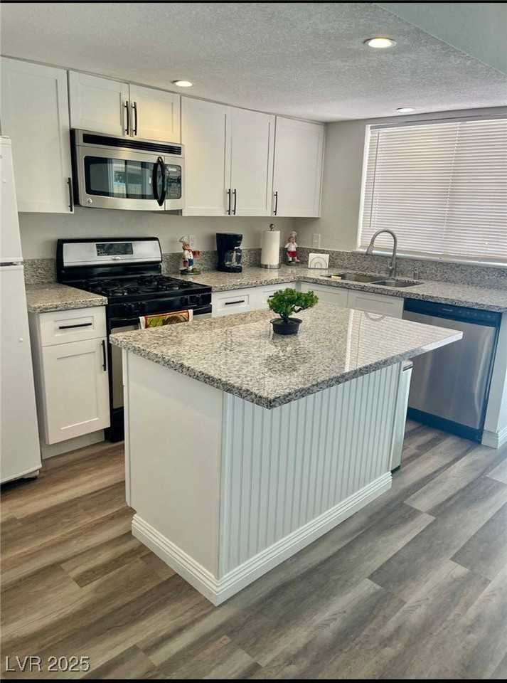 3835 Chutney St - Photo 7 of 27