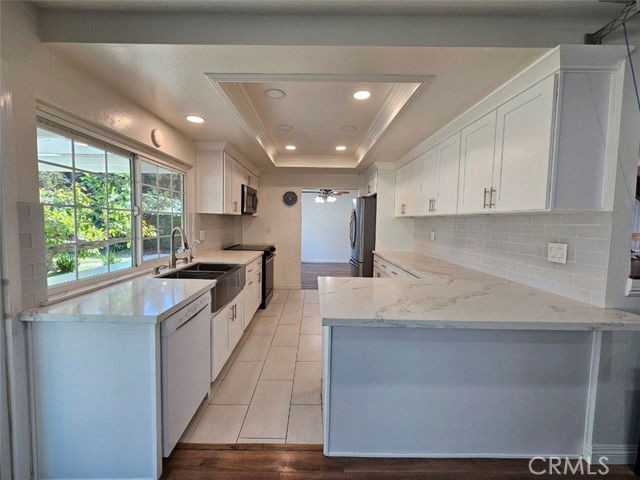 17434 Lori Ann Ln - Photo 4 of 8