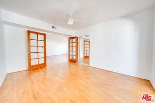 1131 14th St #8 - Photo 7 of 8