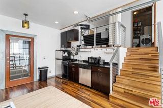 24 Westminster Ave #2 - Photo 6 of 8