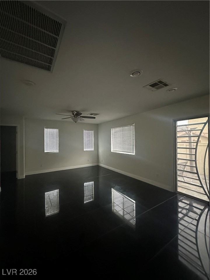 755 Sunrise Crossing St - Photo 3 of 14