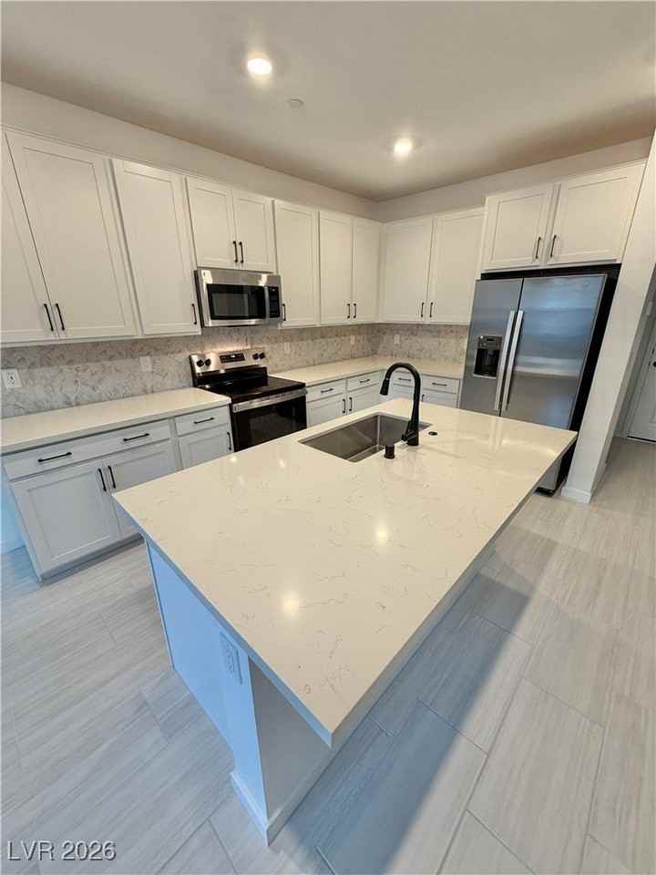 1536 Hopeful Lark Ln - Photo 2 of 20