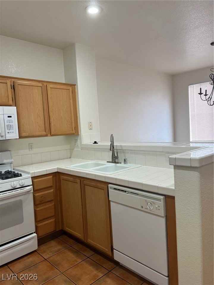 10201 Deerfield Beach Ave #101 - Photo 3 of 23