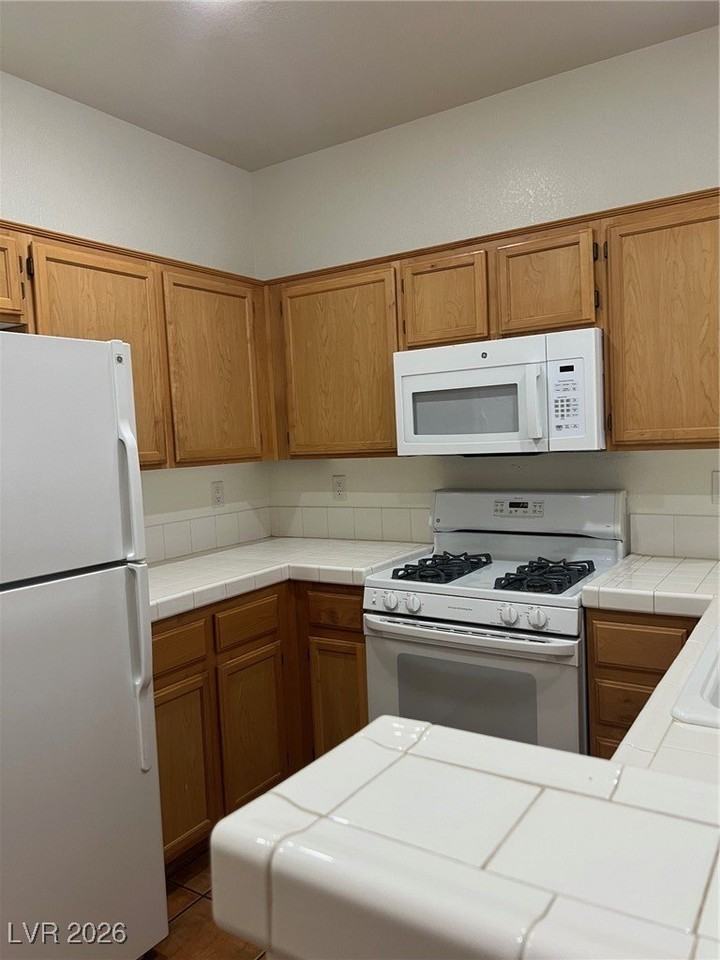 10201 Deerfield Beach Ave #101 - Photo 4 of 23