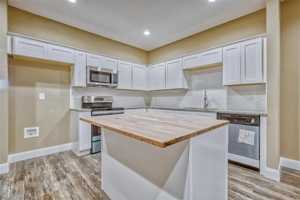 featured image of Uvalde St