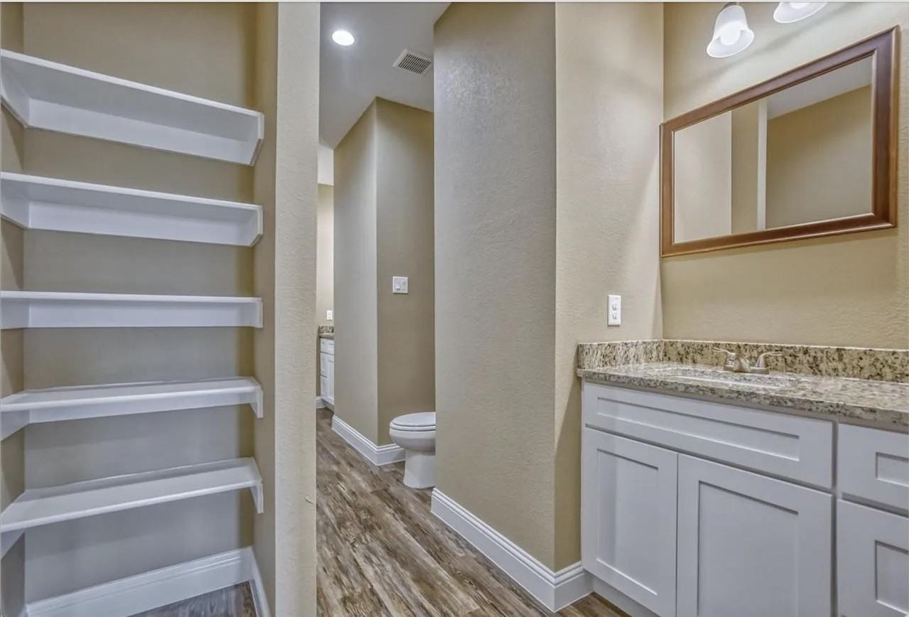 Uvalde St - Photo 2 of 22