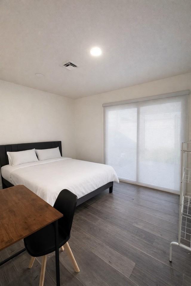 San Bernardino Ave - Photo 6 of 18