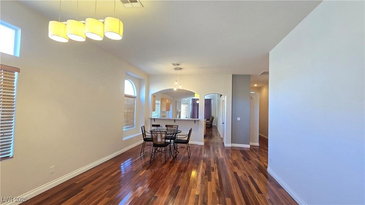 10809 Armitage Ave - Photo 4 of 34