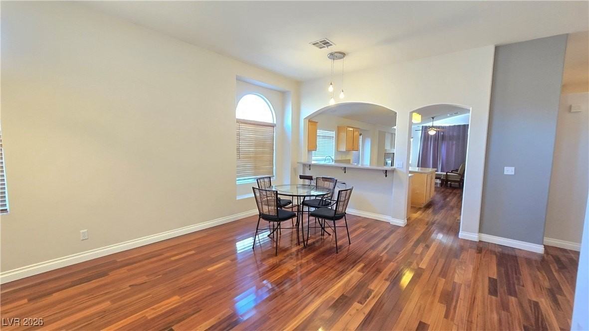 10809 Armitage Ave - Photo 5 of 34