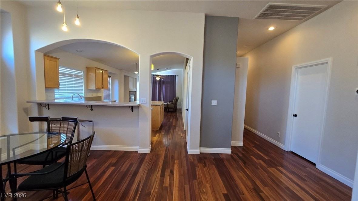 10809 Armitage Ave - Photo 6 of 34