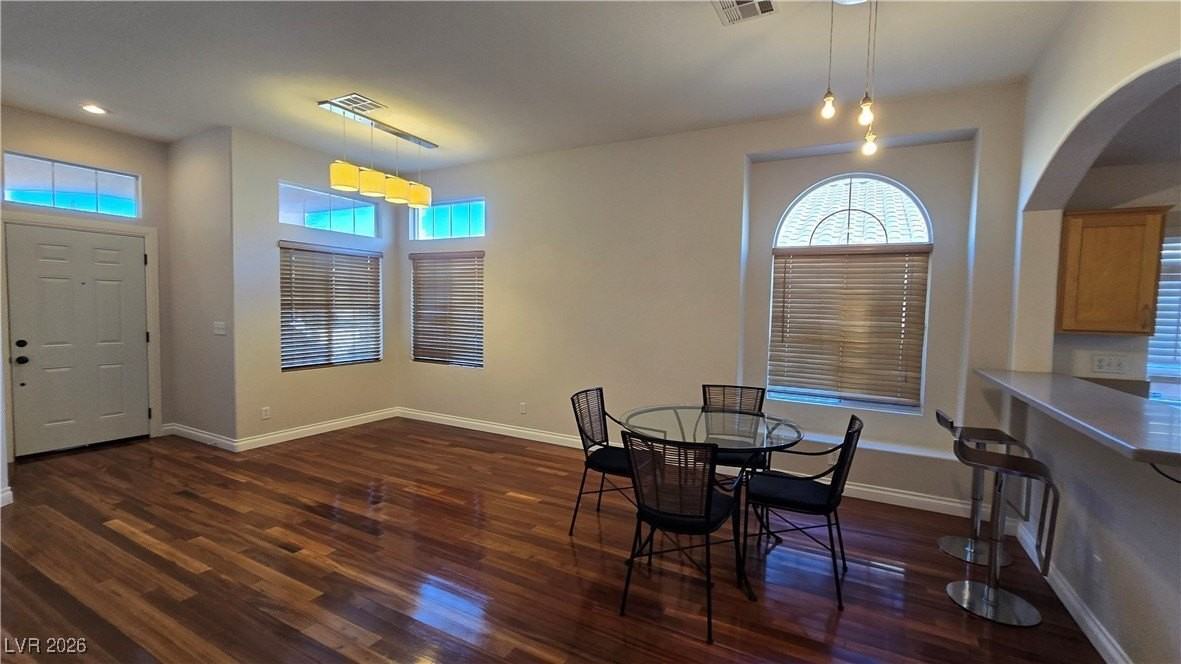 10809 Armitage Ave - Photo 7 of 34