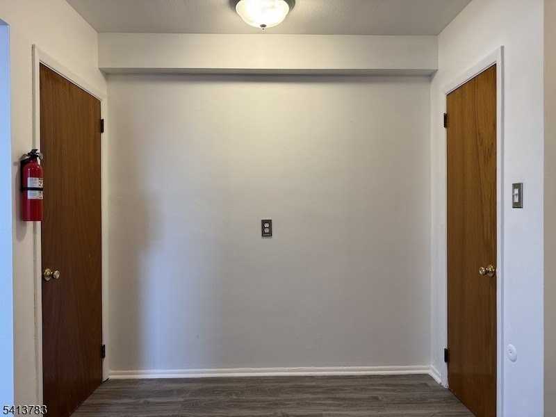 322 Franklin Ave #B - Photo 6 of 11