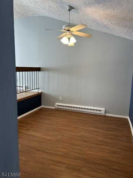 15 South Ct - Photo 5 of 18