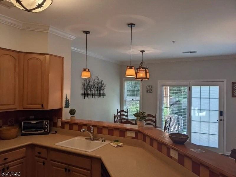 3 Maple Cres #13 - Photo 3 of 12