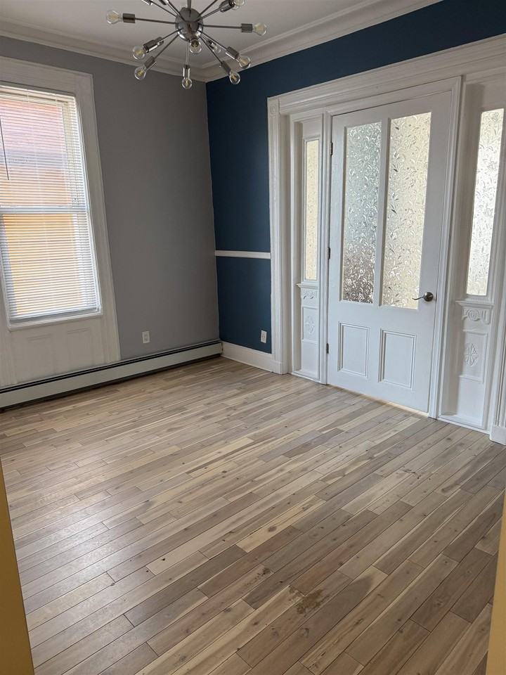 420 New York Ave #2 - Photo 7 of 12