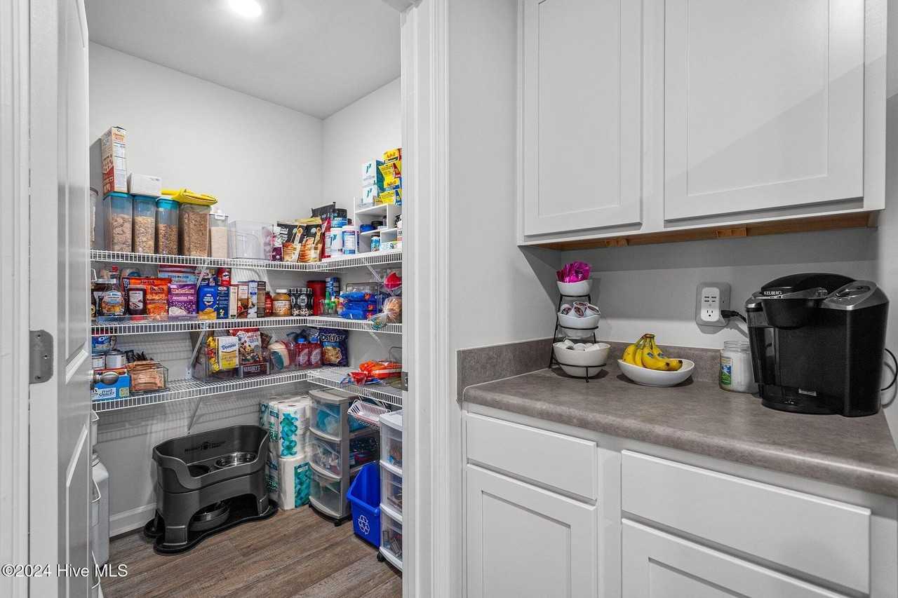 402 Folkstone Rd Lot 71 - Photo 4 of 39