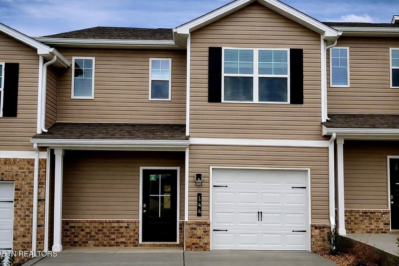 144 Jace Way - Photo 2 of 12