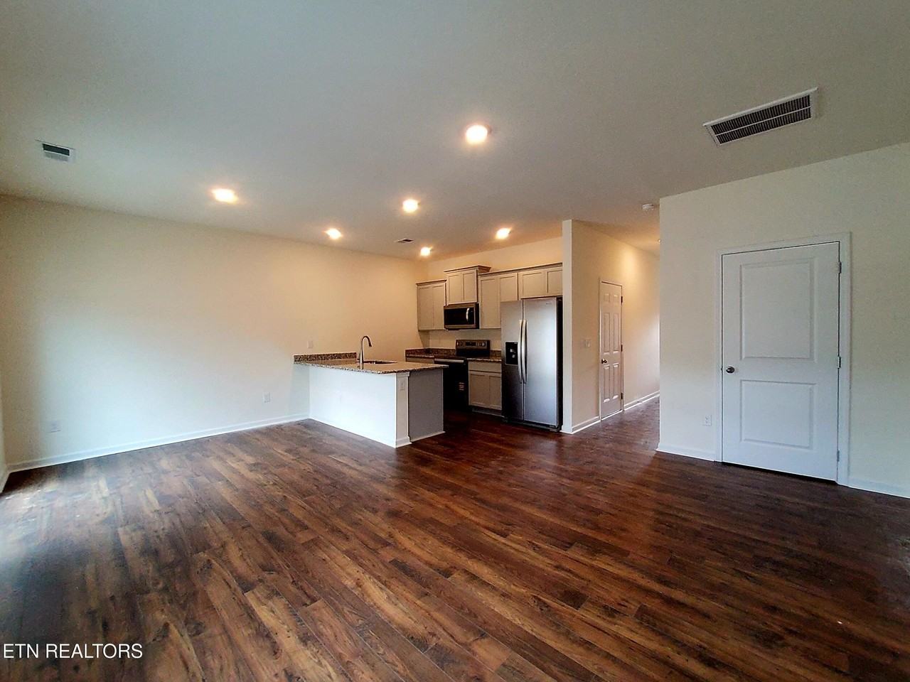 144 Jace Way - Photo 3 of 12