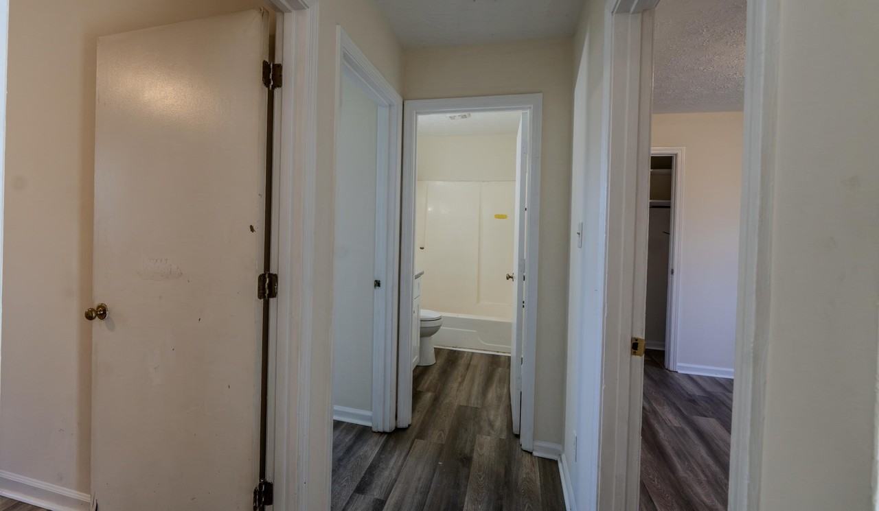 922 Southern Hills Dr Unit A - Photo 7 of 10