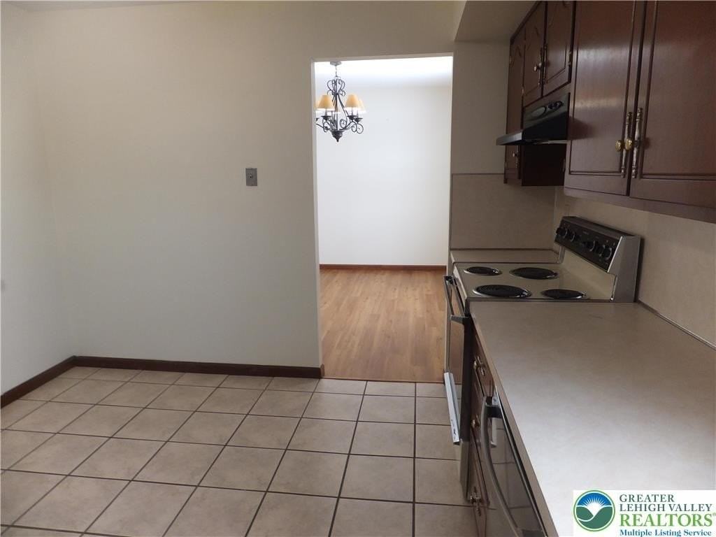 1207 Kressler Rd - Photo 5 of 27