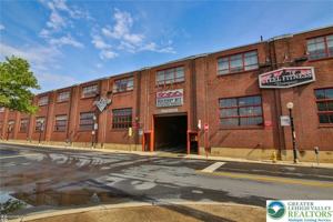 featured image of 11 W 2nd St Unit 325