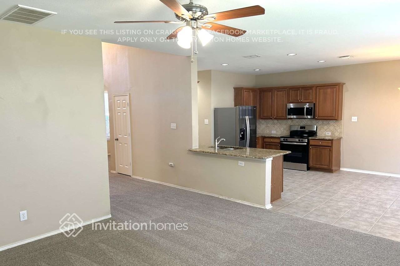 1116 Melrose Dr - Photo 6 of 24