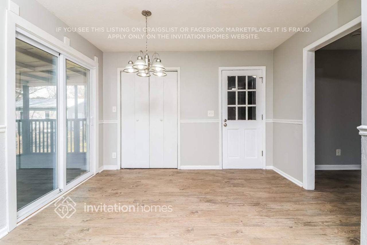 184 Sheila Ln - Photo 7 of 17