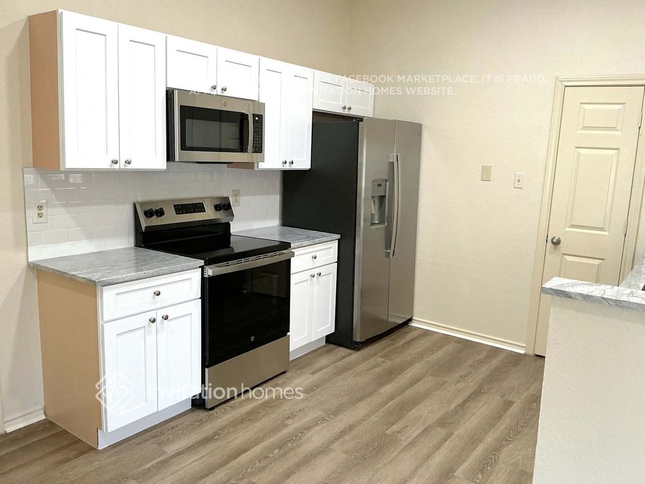 7614 Maui Ln - Photo 3 of 12