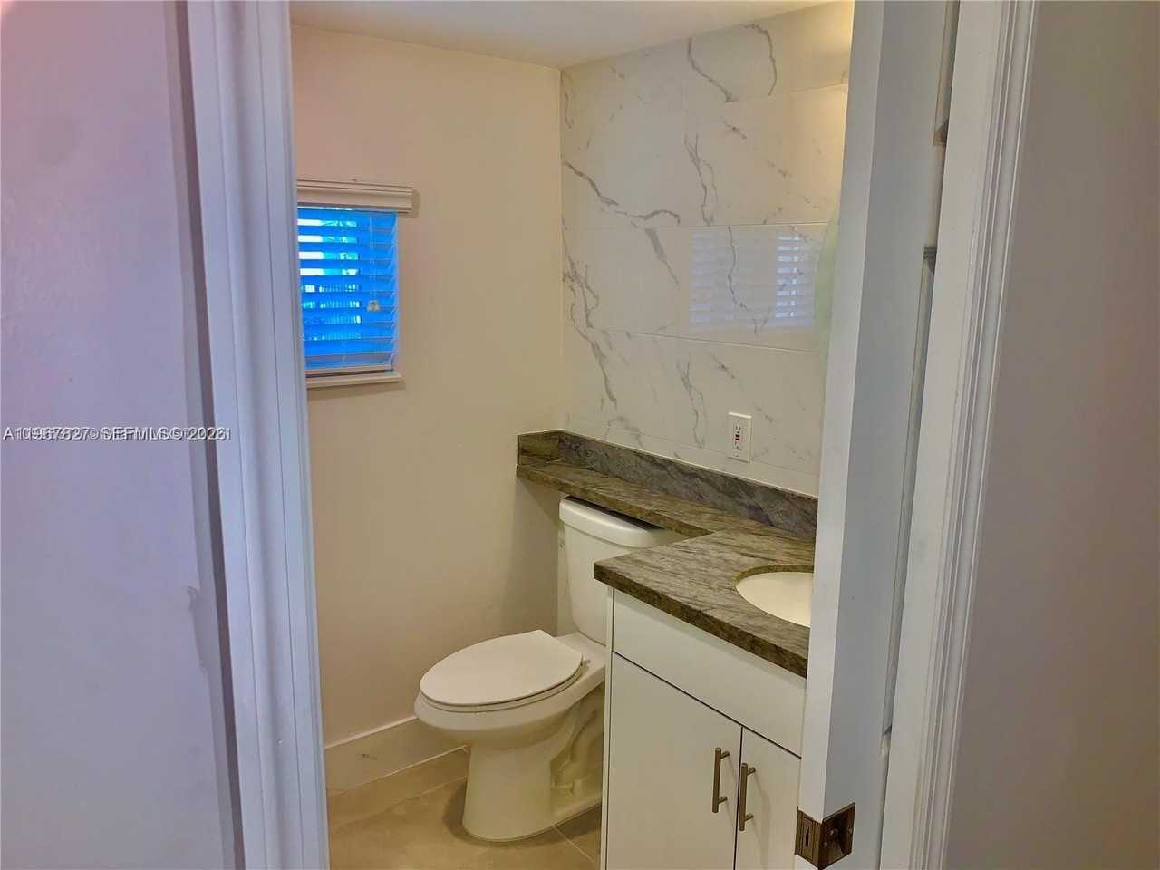 2634 Fletcher Ct - Photo 5 of 15