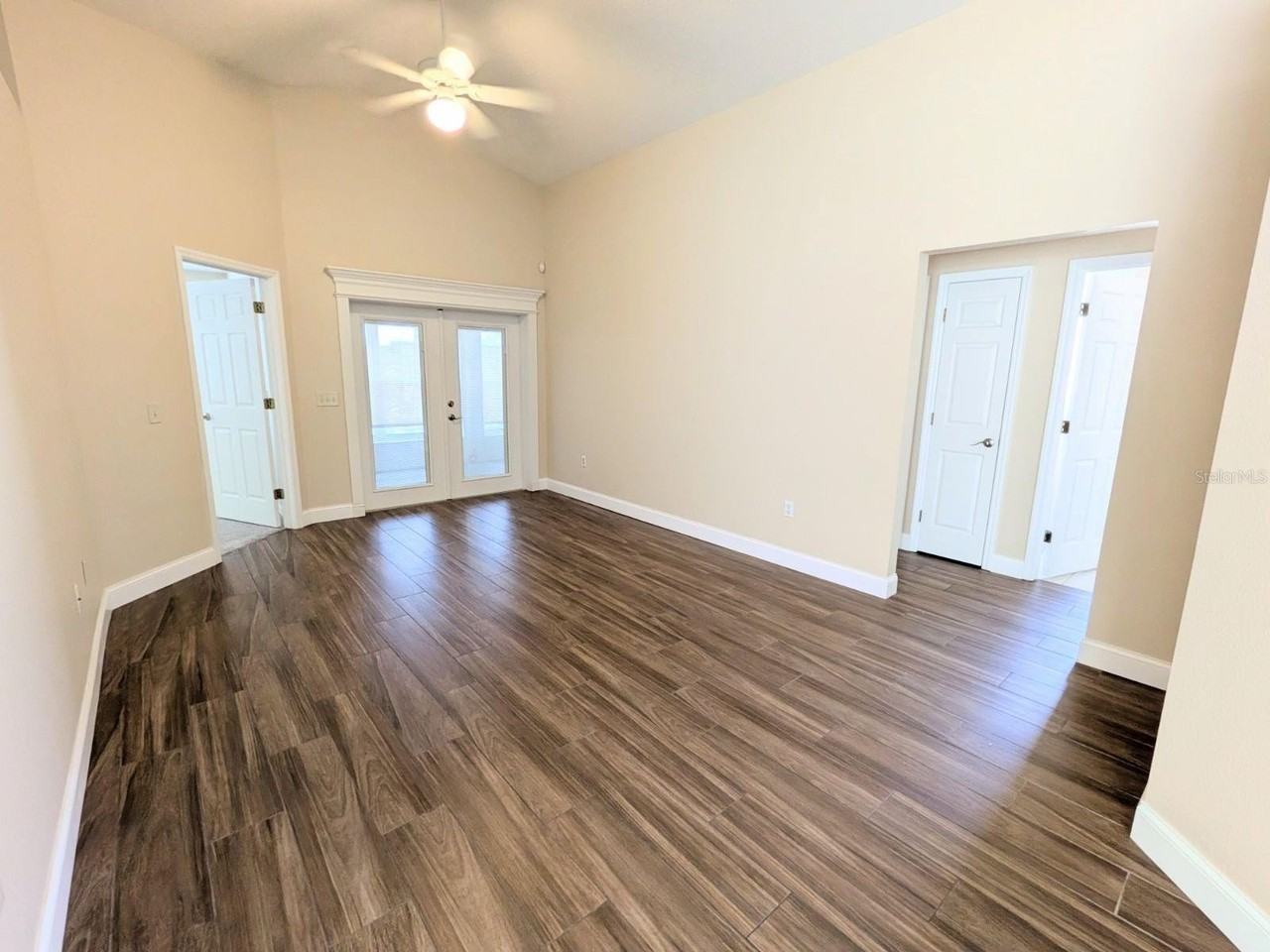 679 Lake Clark Pl - Photo 6 of 16