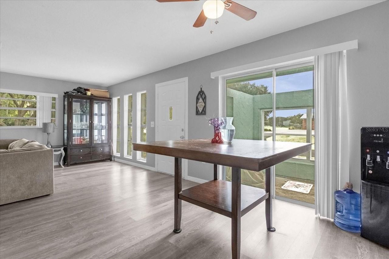 617 N Sinclair Ave - Photo 7 of 16