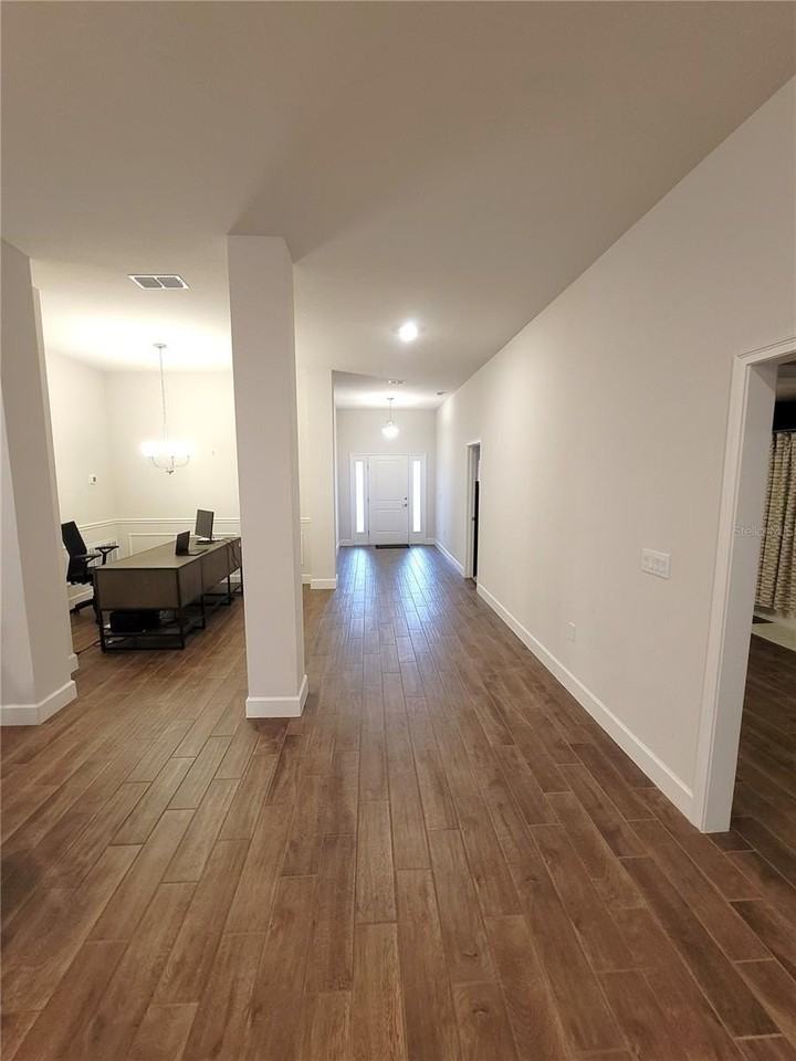 4829 Summit View Way - Photo 3 of 50