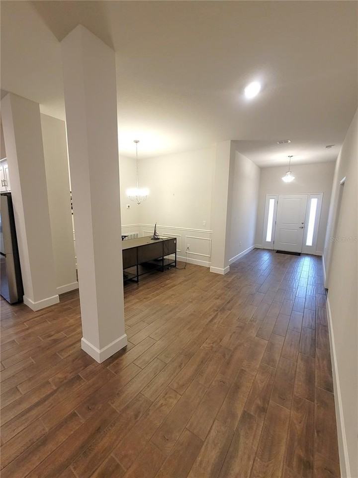 4829 Summit View Way - Photo 4 of 50