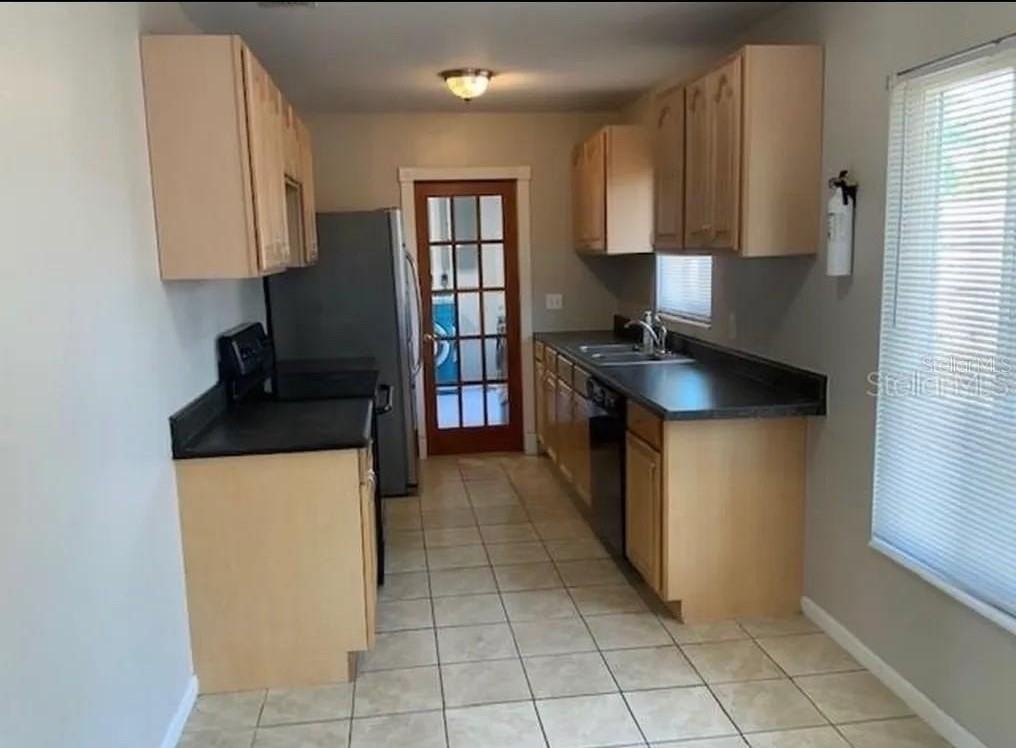 1509 79th Ave N - Photo 4 of 15