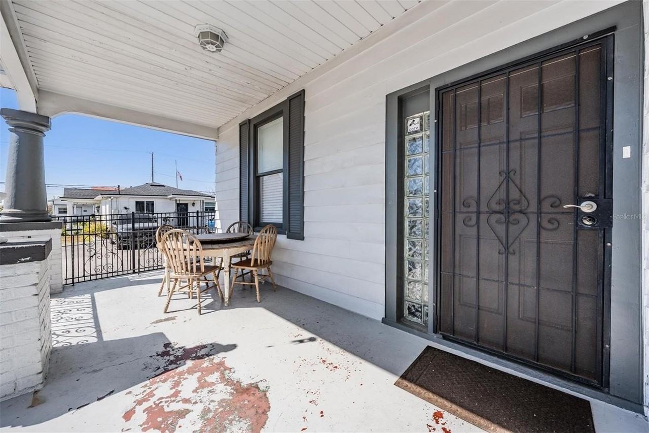 2319 W Aileen St - Photo 5 of 26