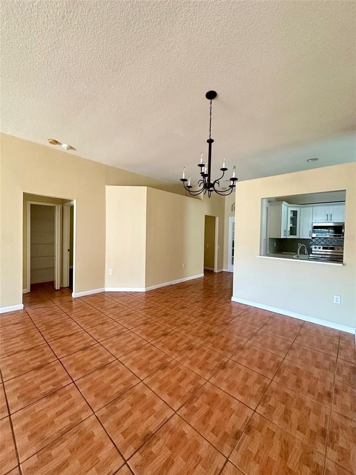 5541 Dark Star Loop - Photo 4 of 14