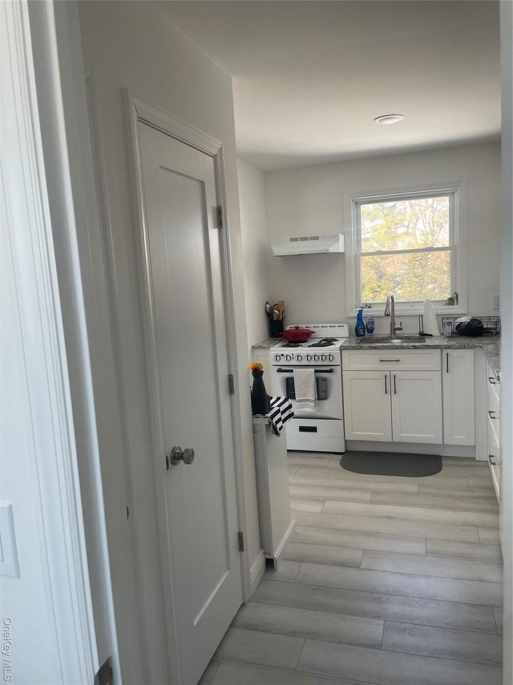 7 Anawanda Rd - Photo 4 of 11